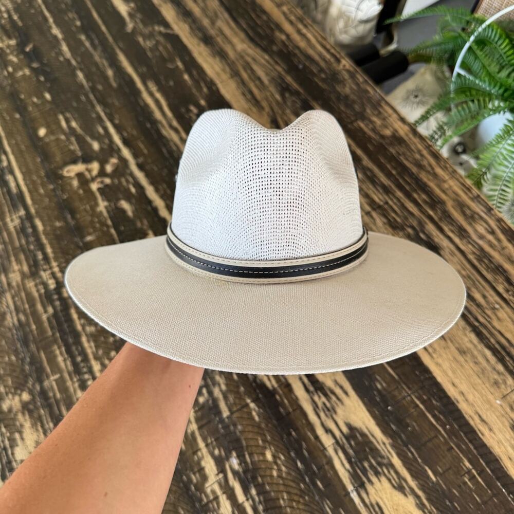 HAT - White Brimmed Country Cowboy Hat - MEDIUM - Picture 12 of 15